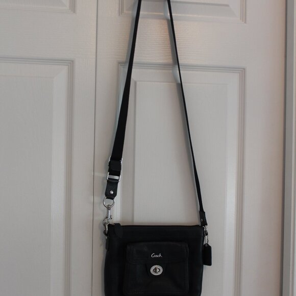 Coach Crossbody Bag - Picture 2 of 8
